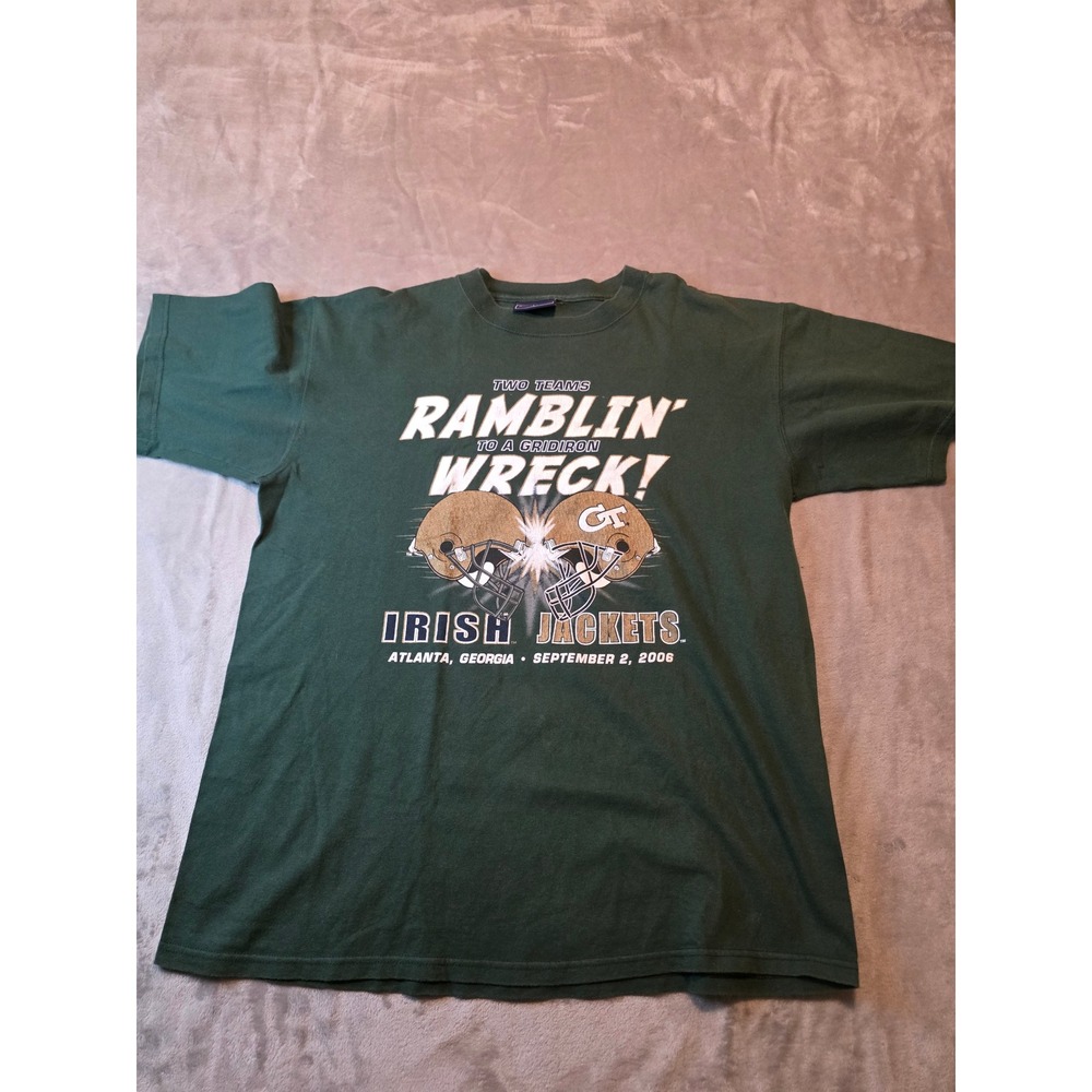 JanSport T-Shirt Mens Large Green Notre Dame Georgia Tech Ramblin Wreck 2006